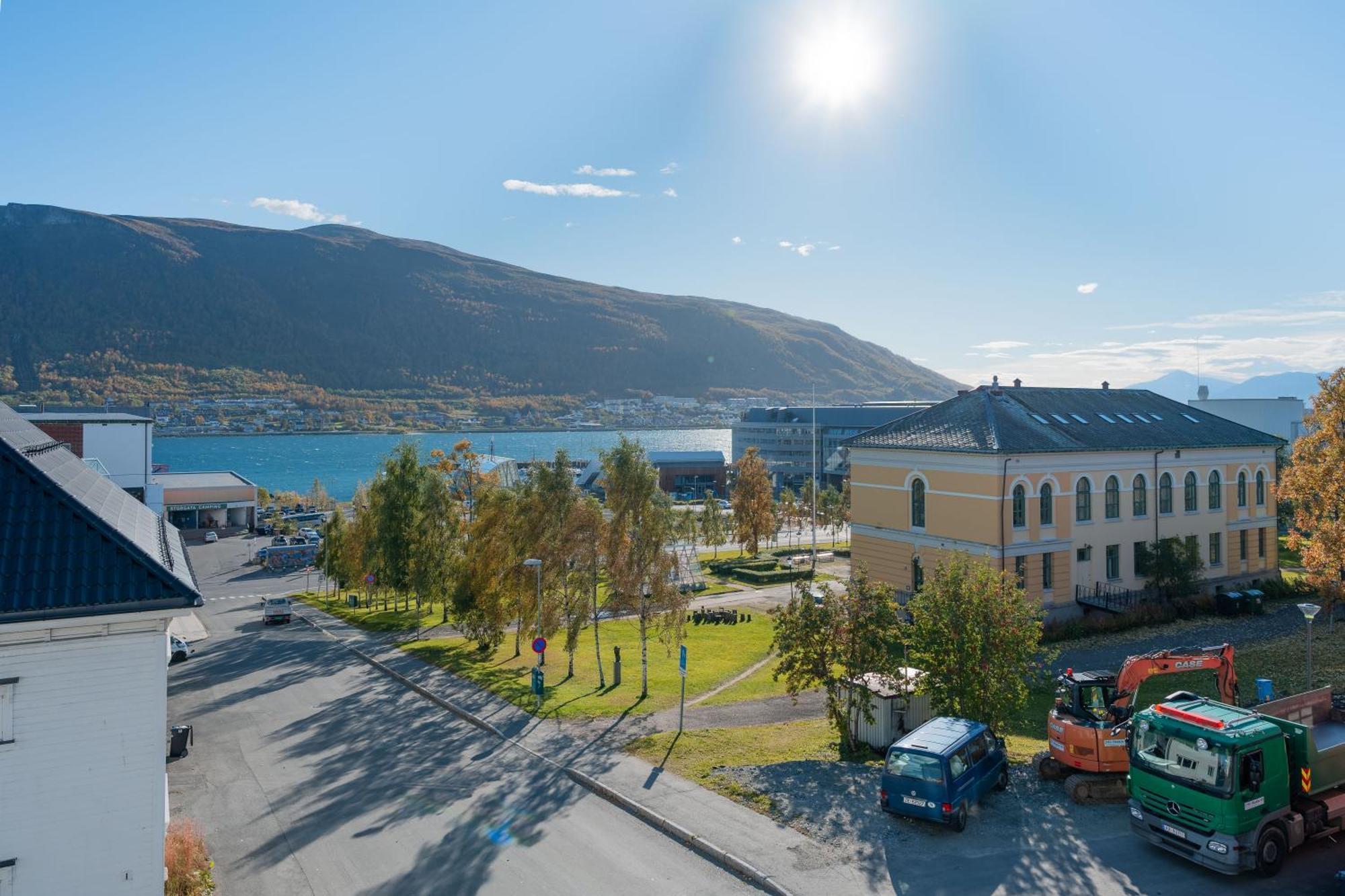 Enter Tromso - Exclusive Apartments Ngoại thất bức ảnh