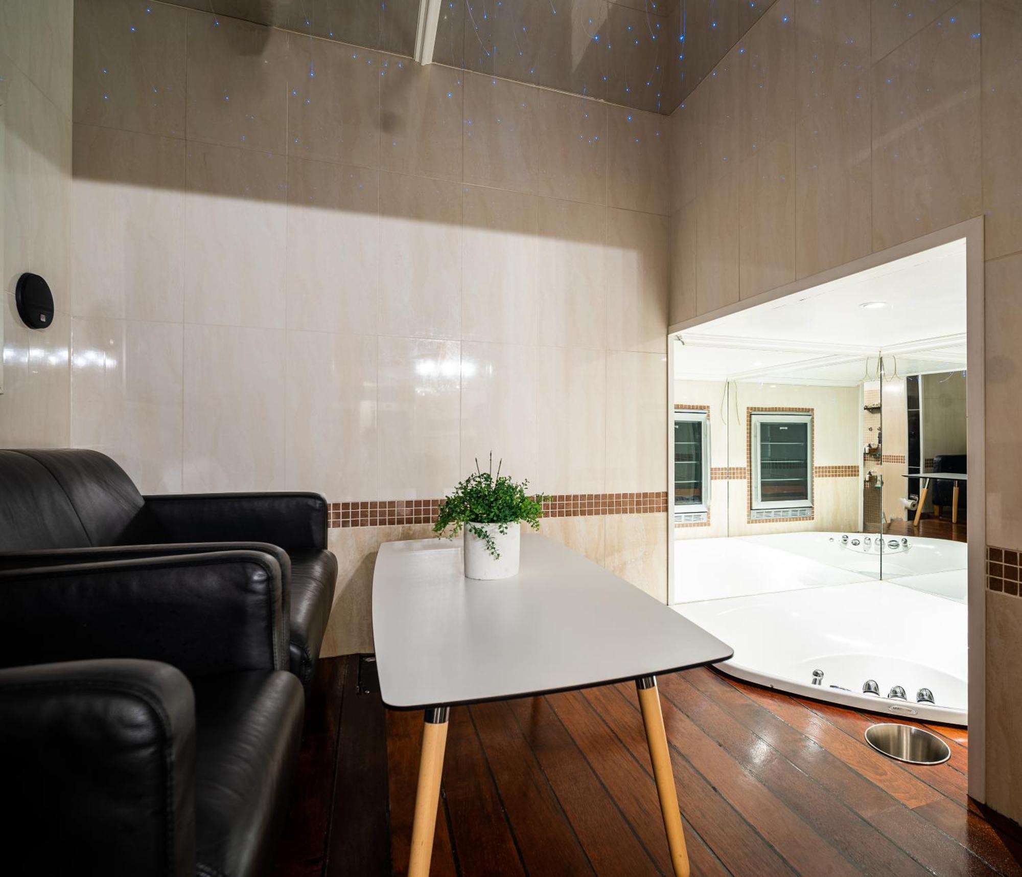 Enter Tromso - Exclusive Apartments Ngoại thất bức ảnh